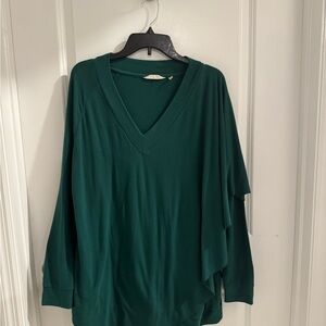 Soft Surroundings Flowy Stylish Deep Green V-Neck Women's Tunic